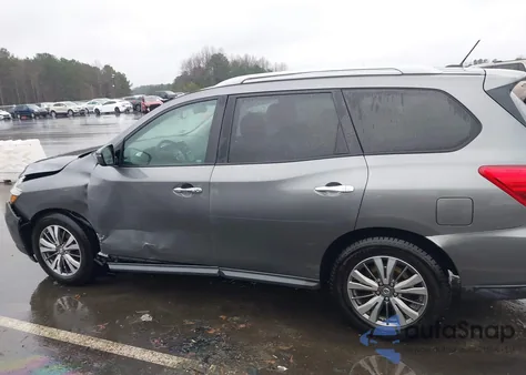 2018 Nissan Pathfinder Sv z USA, uszkodzony, nr VIN 5N1DR2MM4JC665057